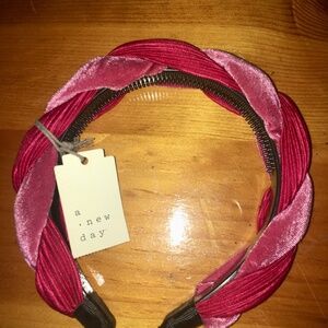 Girls, women's velvet & satin headband NWT
